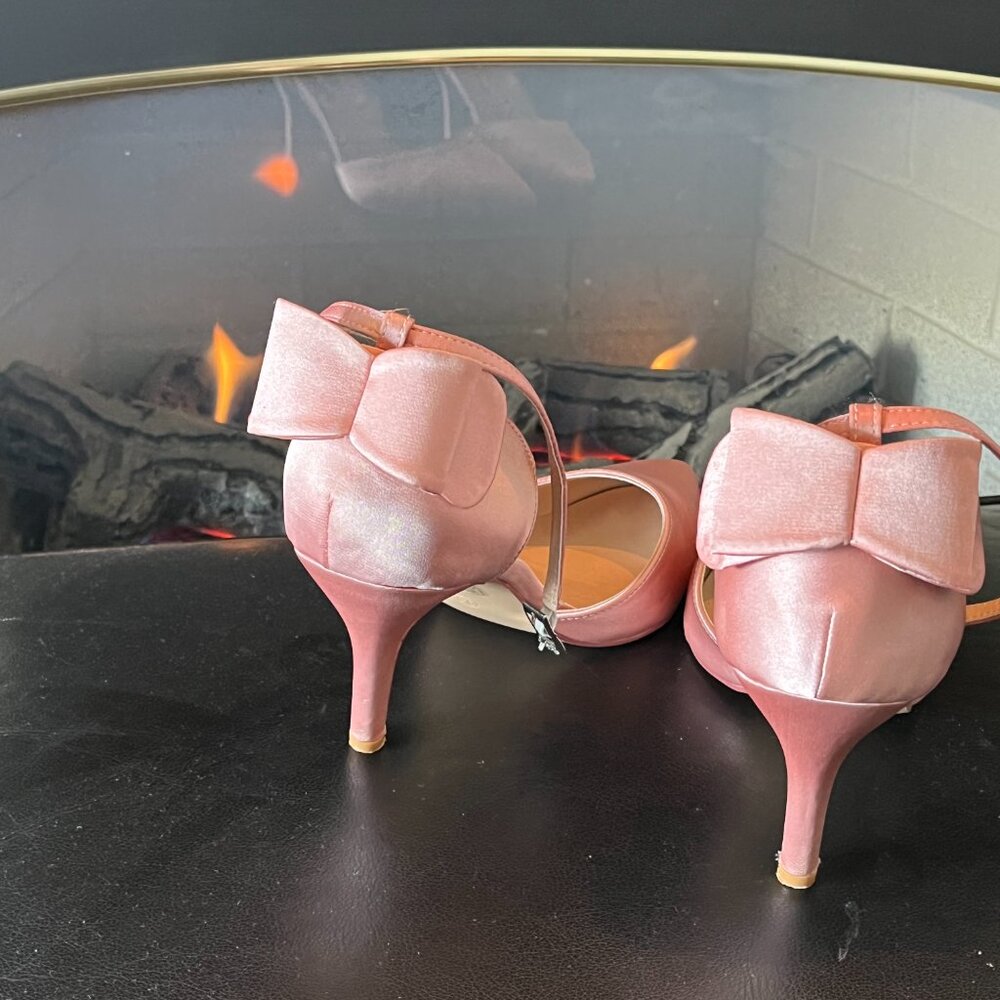 shoes - Picture 3 of 4